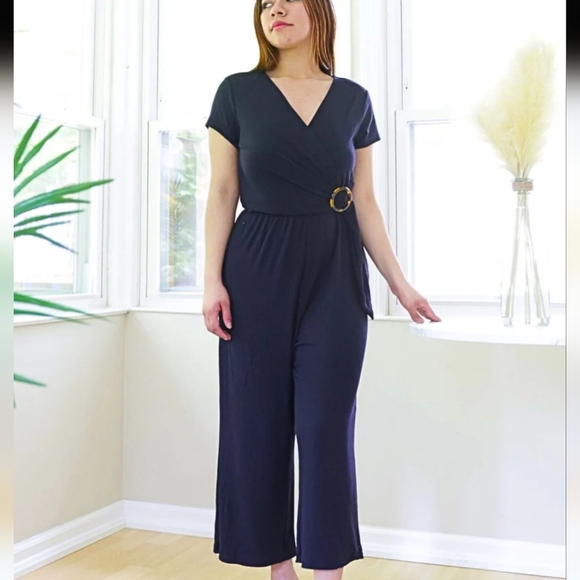 Petite O ring Pants - Petite Jumpsuit size large . NWT